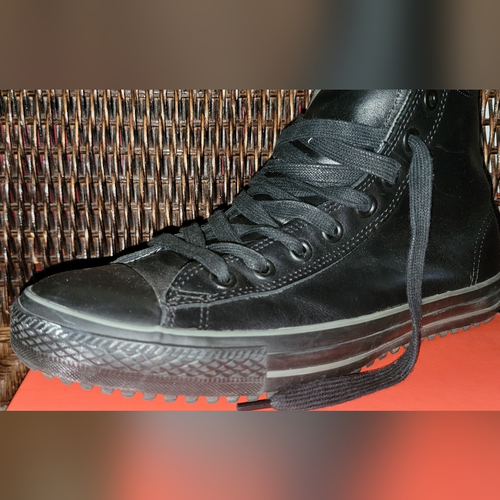 Converse Black Leather High-Tops - Picture 3 of 11